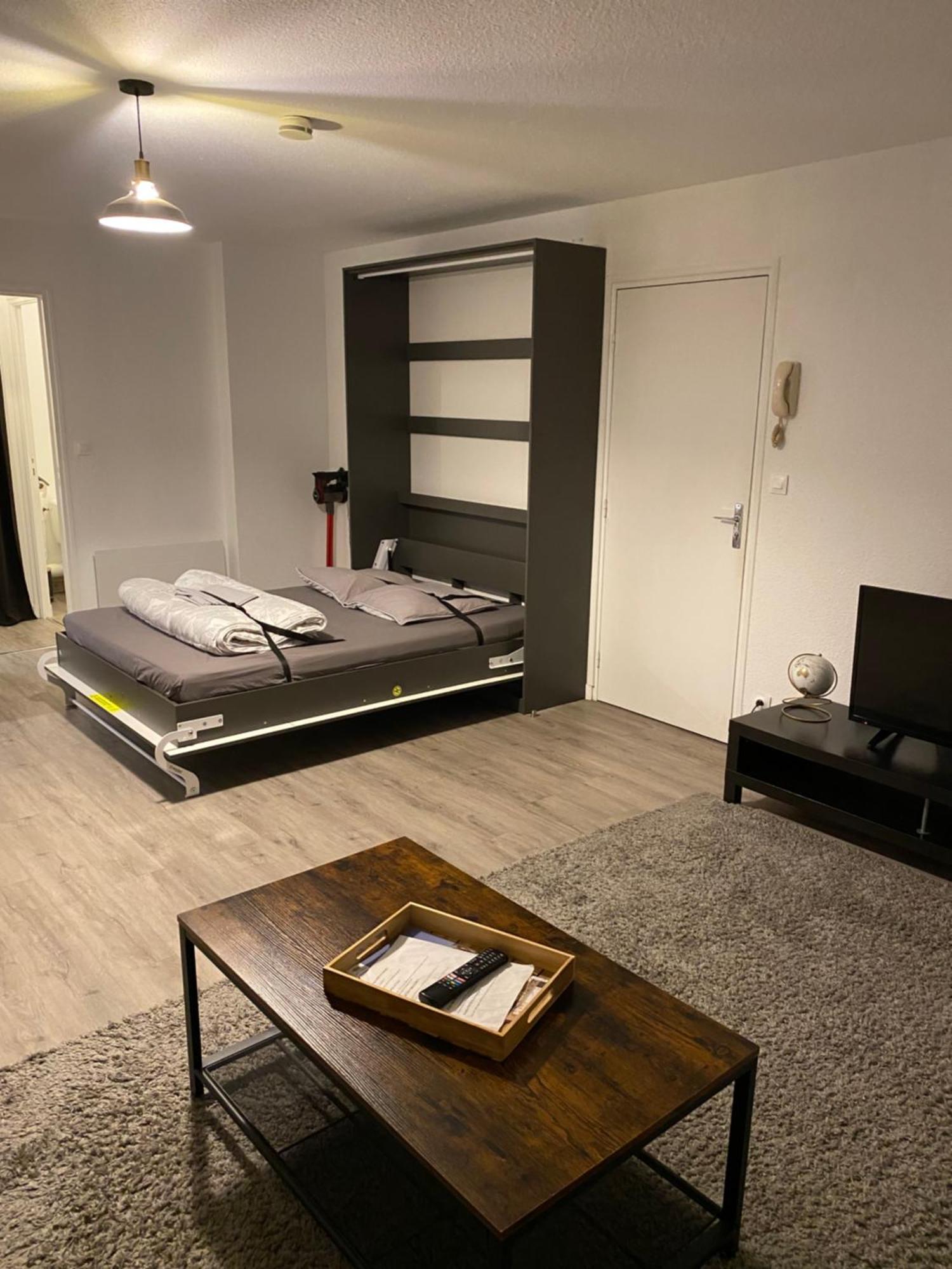 Ferienwohnung Le Petit Langrois Langres Exterior foto